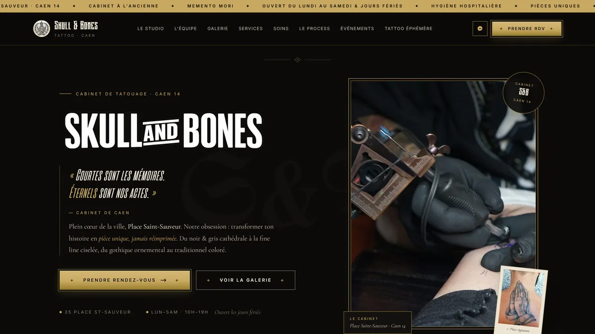 Page d'accueil du site Skull and Bones Tattoo
