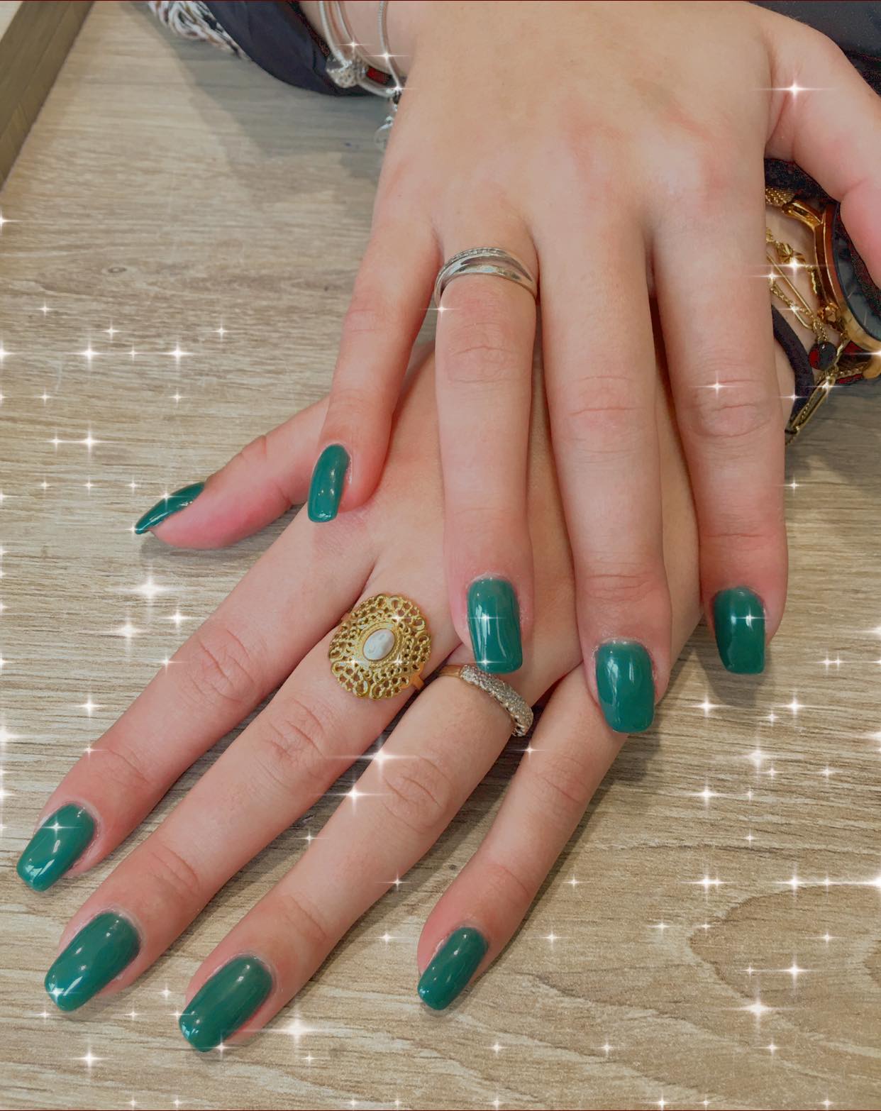 Vernis vert sapin